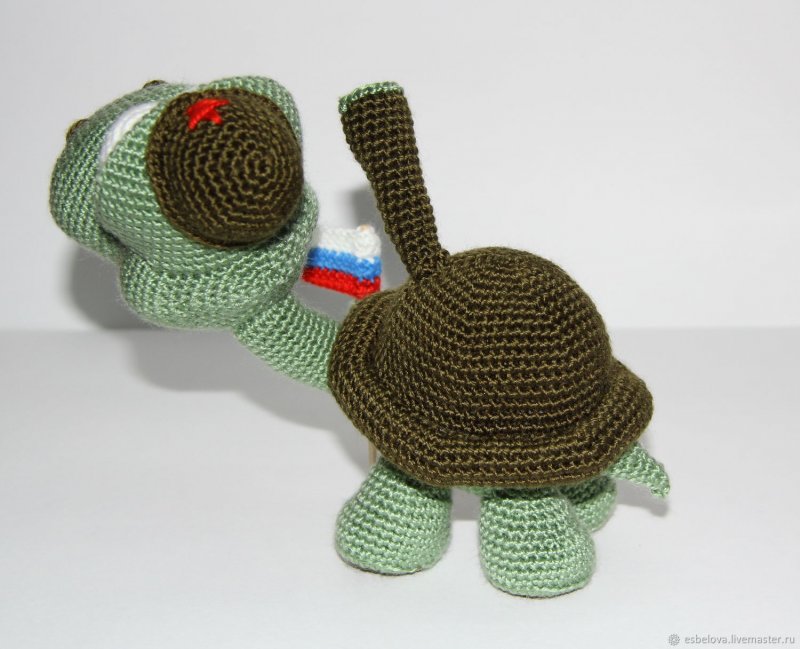 Солдат крючком
